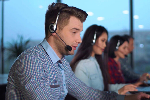 Empowered agents with WFM tools and WFM software