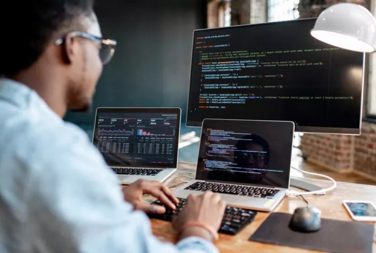 Fully Customizable with Global Coverage Contact Center Software