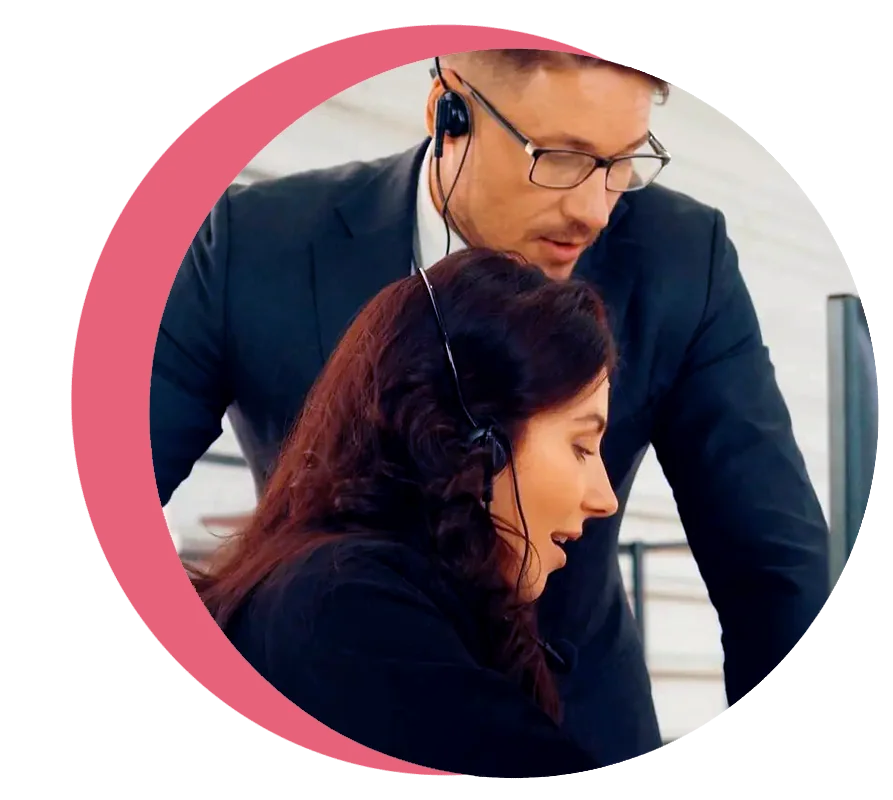 What does a contact center manager do